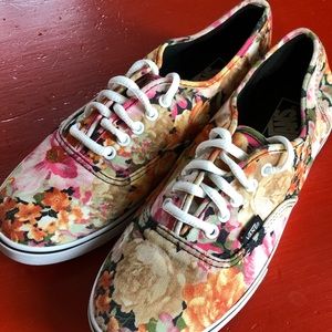Brand New!  Unisex  Floral Vans sneakers
